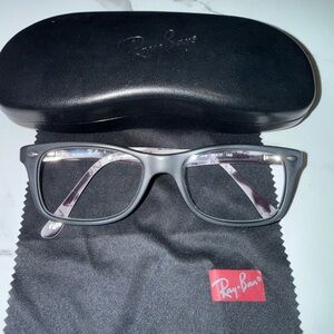 Ray-Ban Black eyeglasses with Case